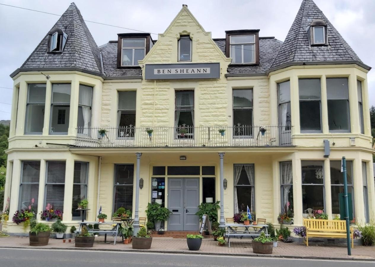 The Ben Sheann Hotel Стартайър Екстериор снимка