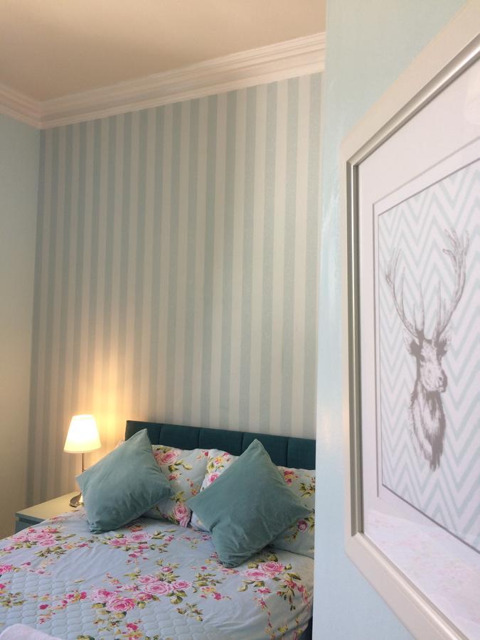 The Ben Sheann Hotel Стартайър Екстериор снимка