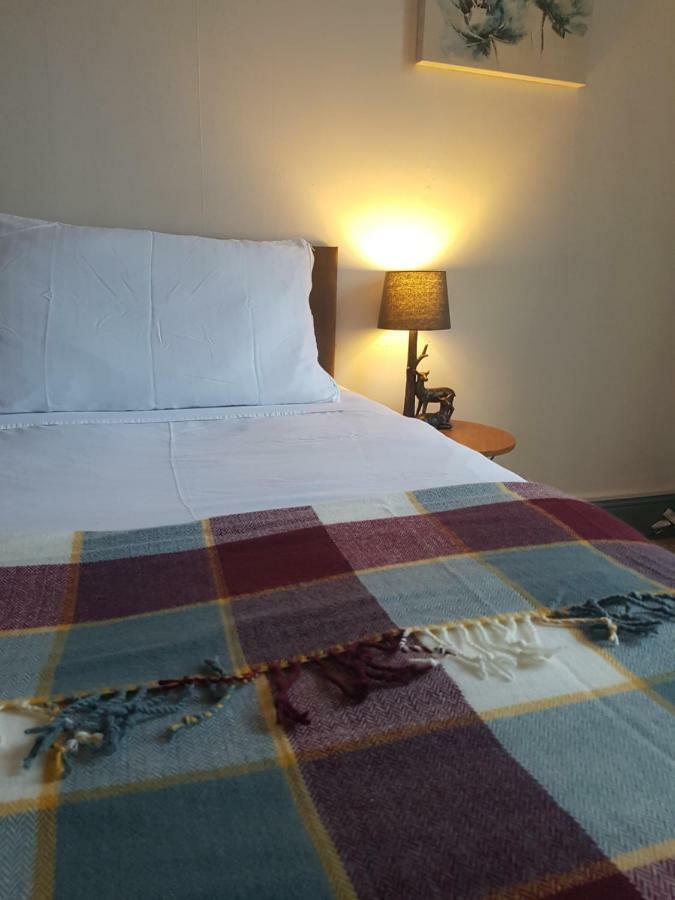 The Ben Sheann Hotel Стартайър Екстериор снимка